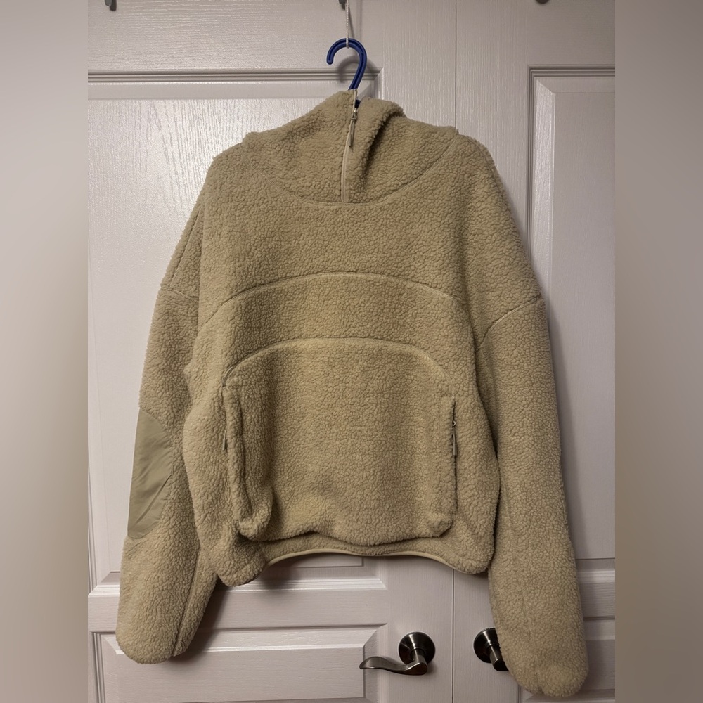 ENTIRE STUDIOS Off-White Fluffy Hoodie Size S
